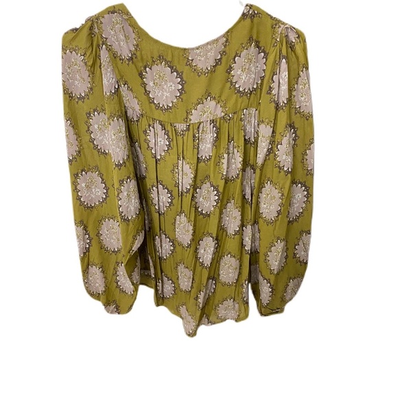 Free people bell sleeve with gathered chest blouse high low size small - Picture 3 of 4